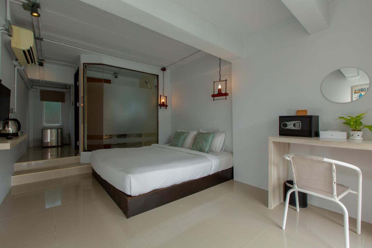The Nest Resort Patong Esterno foto