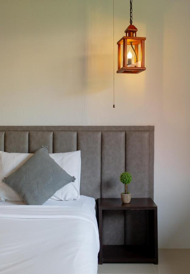 The Nest Resort Patong Esterno foto