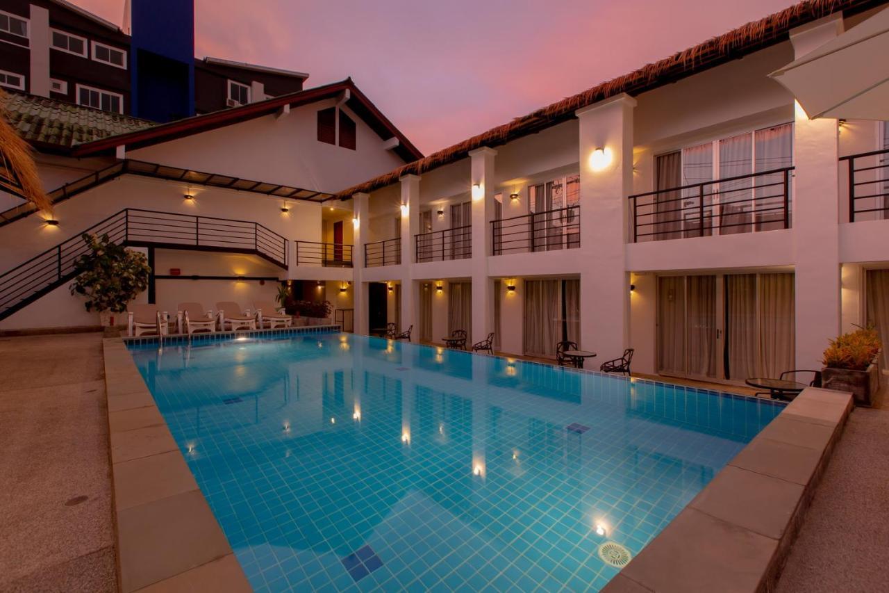 The Nest Resort Patong Esterno foto