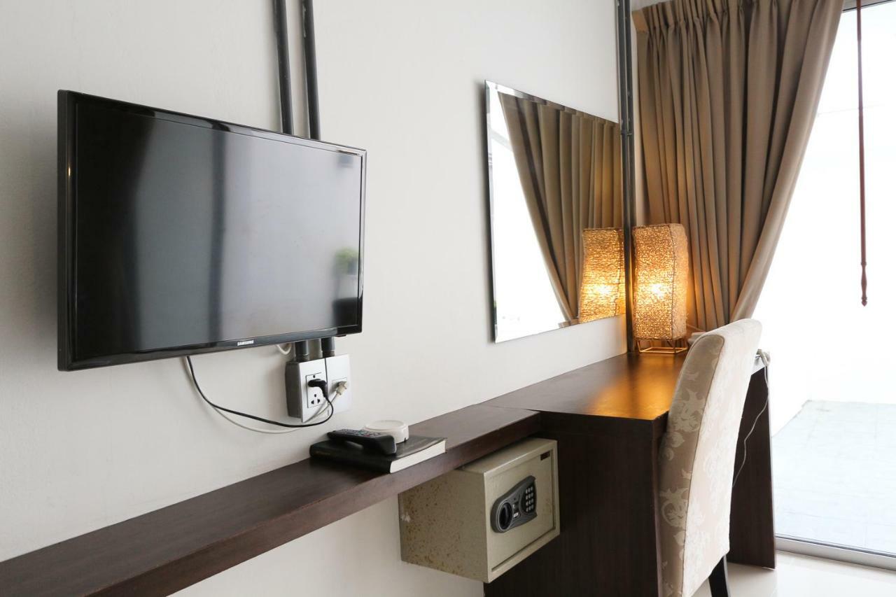 The Nest Resort Patong Esterno foto